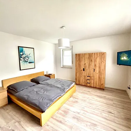 Grosse Comfort-Ferienwohnungen Haus Bonni Celle Extérieur photo